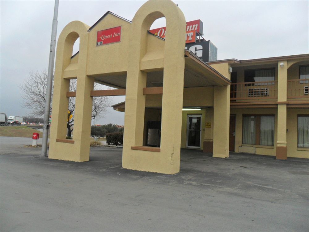 Quest Inn Weatherford Ngoại thất bức ảnh